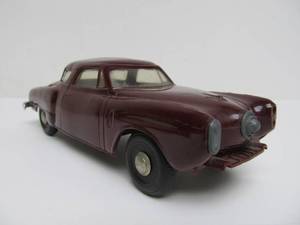 lot 127 image: Vintage 1950s STUDEBAKER Dealer Promo Windup Car