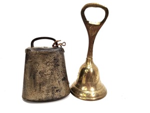 lot 182 image: Group of Assorted Vintage Brass Bells