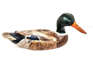 lot 100 image: Excellent Vintage Signed Carved & Painted Wooden Mallard Duck Decoy