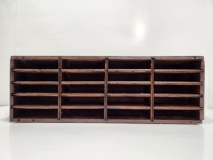 lot 98 image: Vintage Wooden 20-Slot Mail Sorting Cabinet