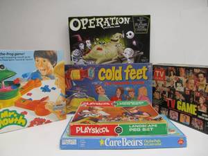 lot 158 image: Group of Assorted Vintage & Newer Board Games