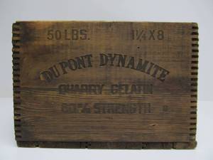 lot 165 image: Antique Dovetailed Wood Dupont DYNAMITE High Explosives Advertising Crate
