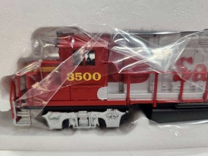 lot 214 image: NOS Unused LIFE-LIKE Powered Locomotive - HO Scale