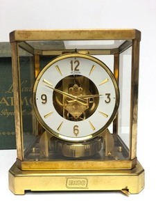 lot 1 image: Original Vintage Jaeger-LeCoultre ATMOS Brass Mantel Clock wOriginal Box