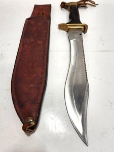lot 257 image: Large Fixed Blade UNITED Knife wLeather Sheath