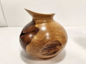 lot 313 image: Hand Made Natural Wood Vases