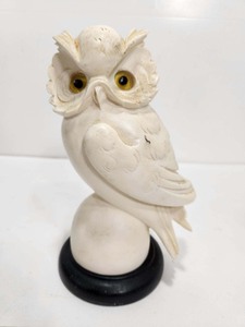 lot 293 image: 3 Vintage Mid Century Owls - Carved Alabaster, Art Pottery CandleIncense Holder etc