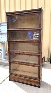 lot 325 image: Very Nice Antique Quartersawn Oak 5-Section Lawyers Bookcase