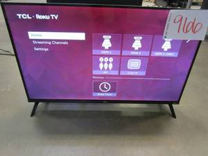 lot 966 image: TCL - 32 Class 3-Series Full HD LED Smart Roku TV Model32S359
