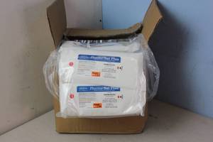 lot 70 image: Case of 27 Puches of Pharma-Sat Plus Cleanroom Wipers (PSPW5) Pre-saturated with 70% Isopropanol and 30% USP-WFI 30 Wipes per pouch (810 Wipes)