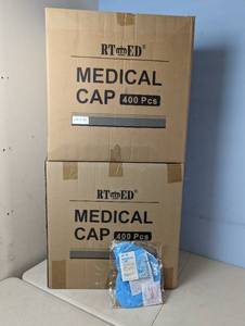lot 192 image: 2 X 400 Piece case of Medical Caps (800 Total Caps)