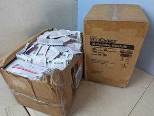 lot 199 image: 2 Cases Medi-Wipes, Approx 2,000 Wipes, Damaged Box