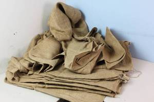 lot 42 image: 18 Burlap 100# Gany Sacks - High Quailty Bags
