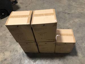 Lot of Assorted Ultrasonic Humidifier Customer Returns See Pictures