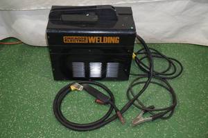 lot 22 image: Chicago Electric 90 AMP Flux Wire Feed Welder