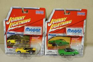 lot 46 image: 2 Johnny Lightning Die Cast Cars - Mopar or no Car