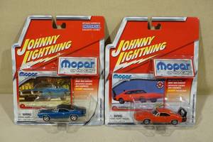 lot 48 image: 2 Johnny Lightning Die Cast Cars - Mopar or no Car