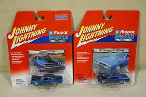 lot 59 image: 2 Johnny Lightning Die Cast Mopar Muscle - Plymouth GTX