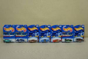 lot 67 image: 7 Hot Wheels Cars - Hot Rods, Classics