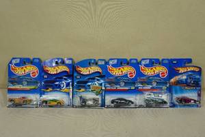 lot 69 image: 6 Hot Wheels - Fantasy, Prototypes