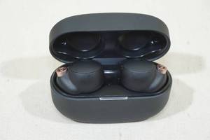 lot 134 image: Sony WF-1000XM4 Noise Cancelling Wireless Earbuds - Black