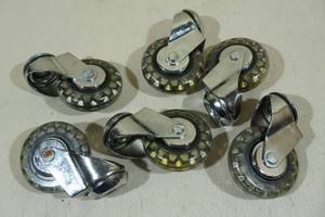 lot 168 image: 6 Casters