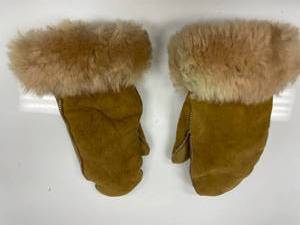 VINTAGE SUEDE MITTENS AND HAT