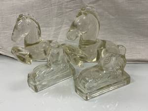 VINTAGE GLASS HORSE BOOK ENDS...