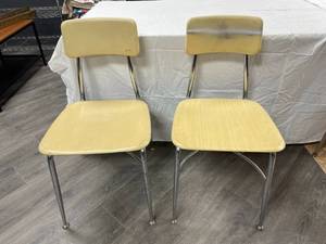 PRETTY AWESOME CHAIRS...