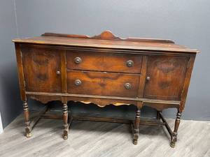 NEEDS SOME LOVING VINTAGE BUFFET 38...