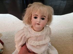 20 Porcelain doll. Germany.