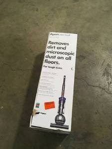 lot 9 image: Dyson  Slim Ball Animal Upright Vacuum Cleaner Customer Returns See Pictures