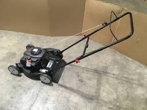 lot 27 image: Murray  20 in. 125 cc Briggs & Stratton Walk Behind Gas Push Lawn Mower with 4 Wheel Height Adjustment and Prime N Pull Start Customer Returns See Pictures
