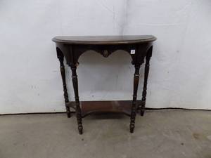 Vintage 12 round table