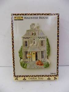 Cookie Tray, Haunted house by Sakura