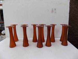 11- Vases