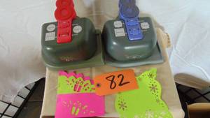 lot 82 image: Lucky 8 Paper Edgers