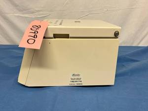 lot 36 image: HERAEUS - KENDRO D-37520 OSTERODE 75003539 CLINIFUGE TABLE TOP CENTRIFUGE - DIGITAL LABORATORY - EXCELLENT WORKING CONDITION