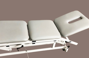 lot 23 image: WOW MSRP $3000 PHYSICAL THERAPY CHATTANOOGA TRE-23 TRITON POWER ELECTRIC HEIGHT ADJUSTIBLE&nbsp23 to 37&nbspTRACTION CHIROPRACTIC ADJUSTMENT TABLE WITH FOOTSWITCH - EXCELLENT WORKING CONDITION