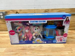 lot 62 image: BUILD-A-BEAR WORKSHOP Stuffing Station