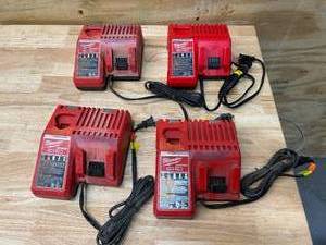 lot 67 image: MILWAUKEE Lot of 4- M12M18 Chargers