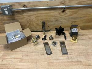 lot 77 image: Lot of Various Door Hardware
