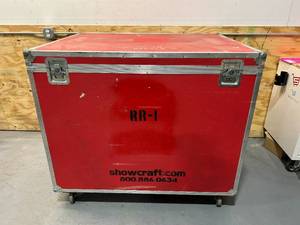 lot 42 image: Large Road Case on Casters