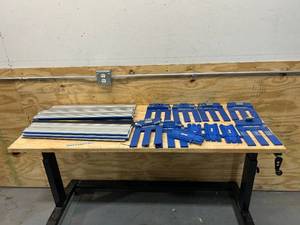 lot 60 image: KREG Lot of Accu-Cut Parts