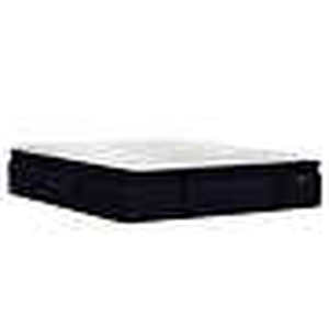 lot 7 image: King - Kirkland Signature by Stearns & Foster 14.5 Lakeridge Mattress