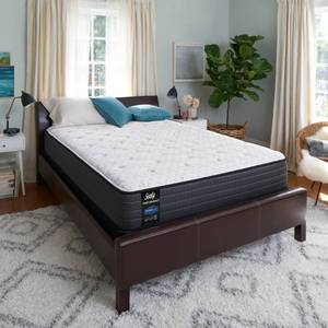lot 16 image: King - Sealy Sealy Response Performance 14 Cushion Plush Top Mattress