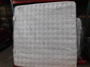 lot 3 image: King - Sealy Posturepedic Plus Ridgecrest 14 Plush Mattress