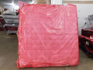 lot 17 image: King - Sealy Sealy Response Performance 14 Cushion Plush Top Mattress