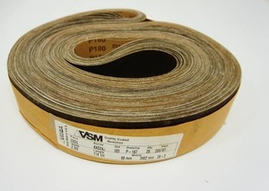 lot 18 image: Lot Of 25 Sandpaper