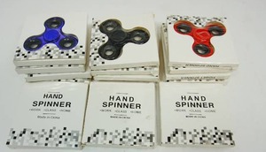 lot 46 image: Lot of 15 NIB Fidget Spinner
